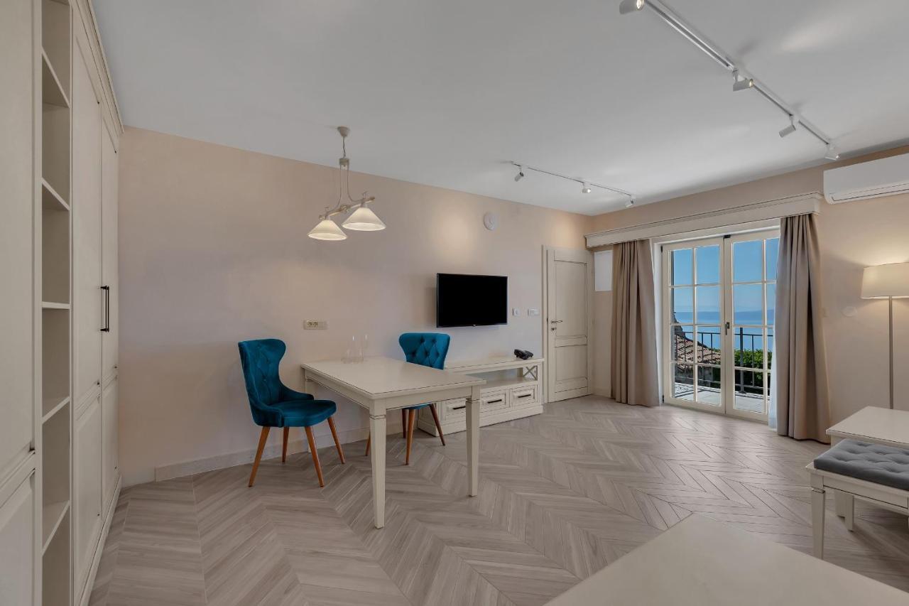 Heritage Hotel Liberan Podgora Exterior photo